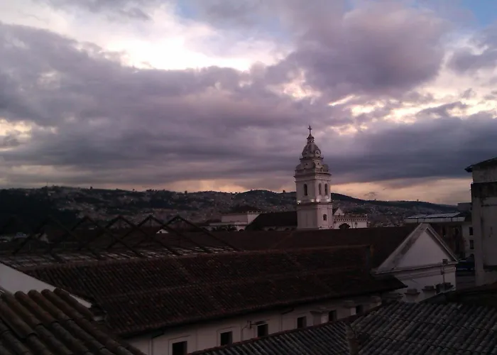 Hotel: Hostal Yumbo Imperial