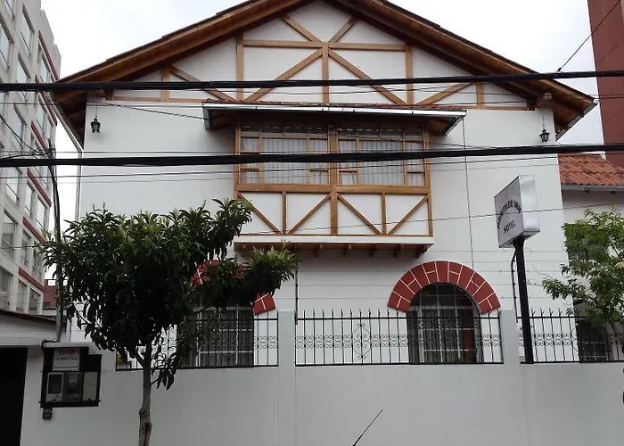 Hotel cerca del colegio: Heritage Inn